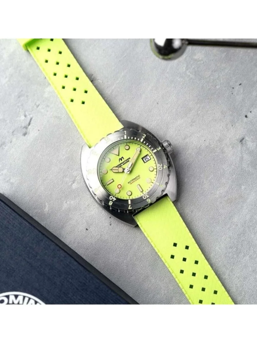 NWT Dominatore Del Mare Amalfi Green Dial Men's Watch